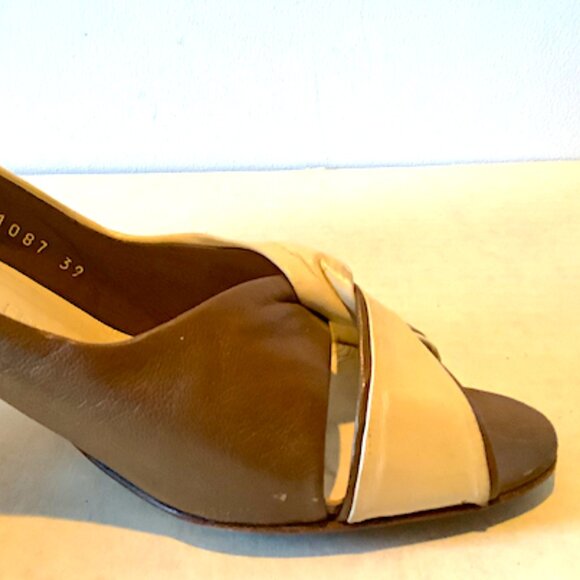 Stunning 1970s vintage Sergio Rossi Cream and Brown Spectator Pumps, Size 8.5 - Picture 6 of 16